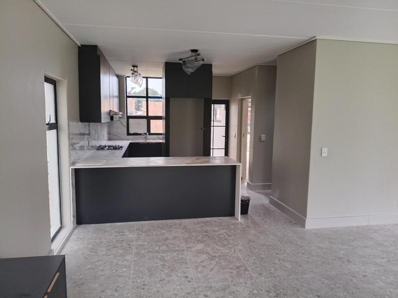 To Let 3 Bedroom Property for Rent in Uitzicht Western Cape